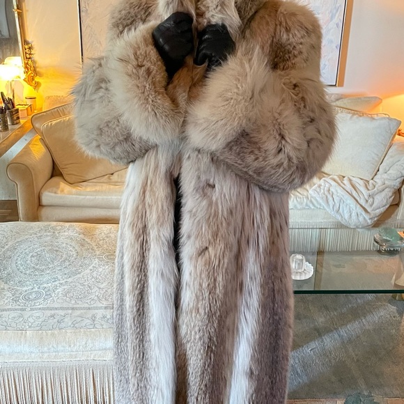 RUSSIAN LYNX FULL LENGTH COAT - Picture 4 of 10